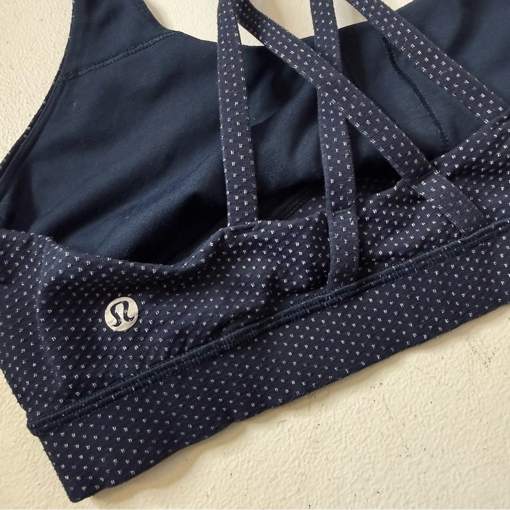 Lululemon Athletica Energy Bra
Pacific Pointe Jacquard True Navy Onyx Blue 10 - Picture 6 of 8